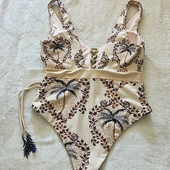 NWT Cosita Linda Elegant Palm Print One-Piece Swimsuit:Tan/brown/navy: Size- Med - Picture 8 of 13